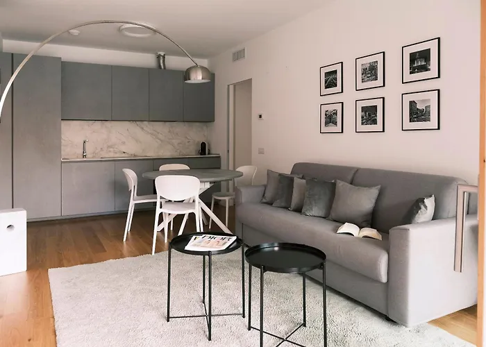 Comecasa Modern Terraced & Palestra